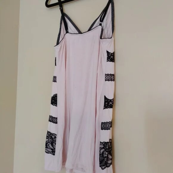 Victoria's Secret Blush Pink Modal and Black Lace Babydoll Nightie Slip NWOT - Picture 2 of 12